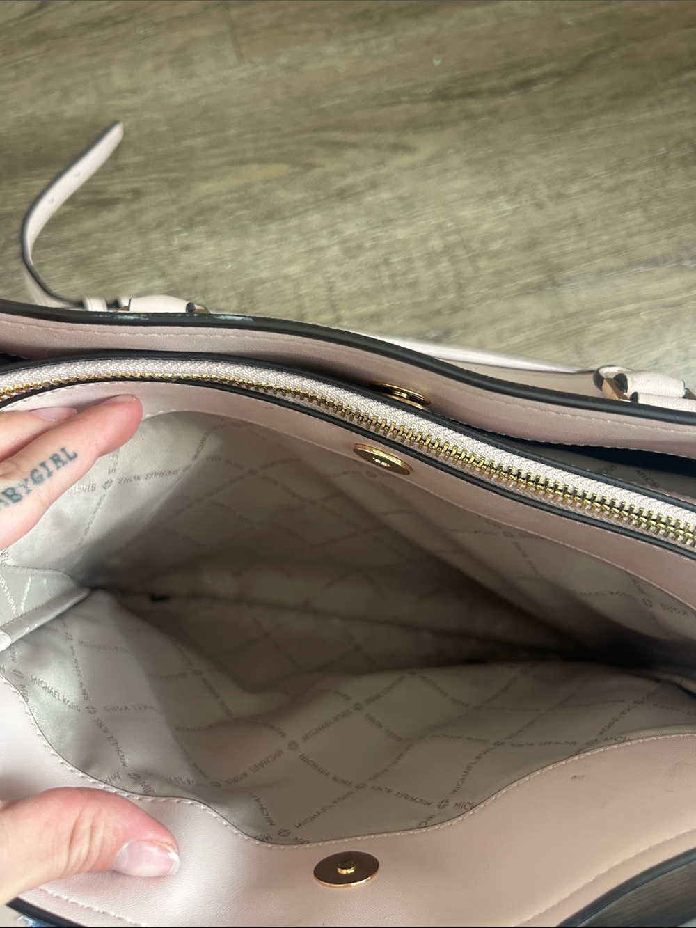 Michael Kors Blush Pink Satchel with Gold Hardware - Picture 6 of 7